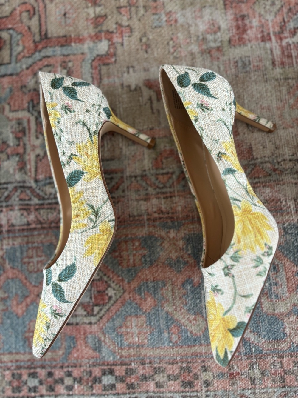 Pointed-Toe Floral Pumps in Yellow and Green